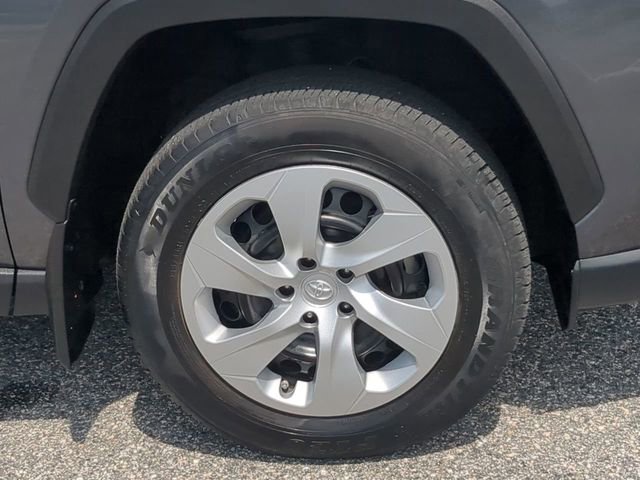 Certified 2024 Toyota RAV4 LE AWD/4WD image 11