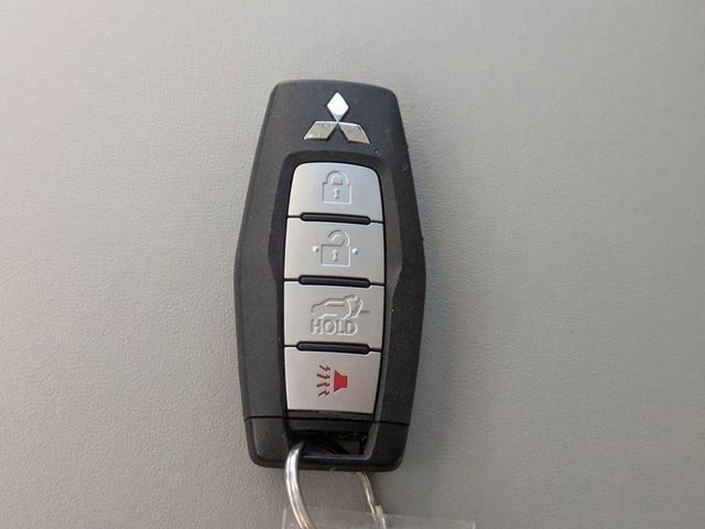 Used 2024 Mitsubishi Outlander SEL image 34