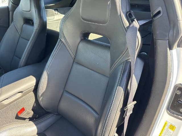 Used 2017 Chevrolet Corvette Stingray Coupe w/ 1LT RWD image 18