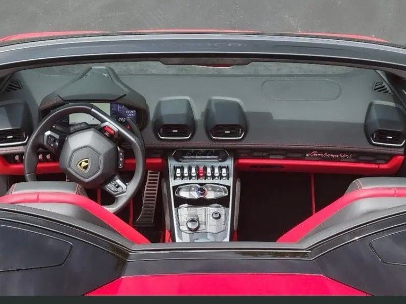 Used 2019 Lamborghini Huracan LP 580-2 RWD image 9