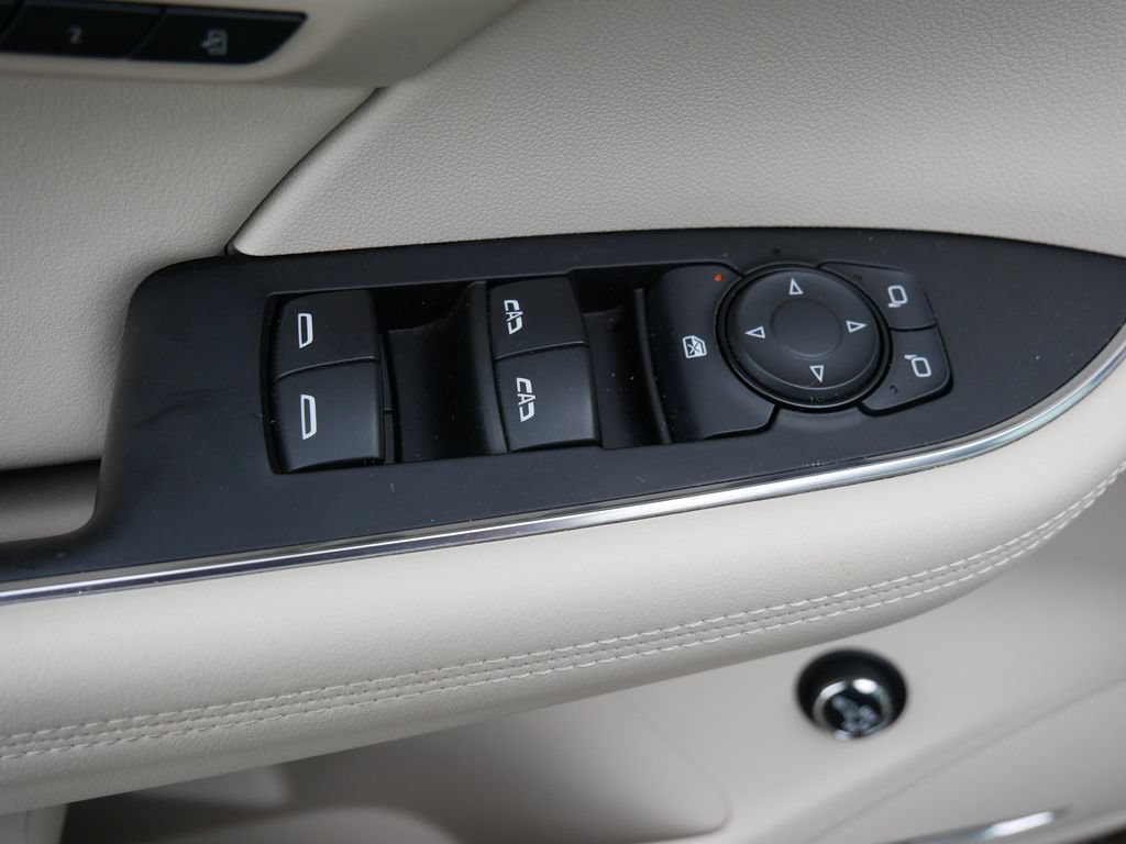 Used 2023 Buick Envision Avenir AWD/4WD image 17