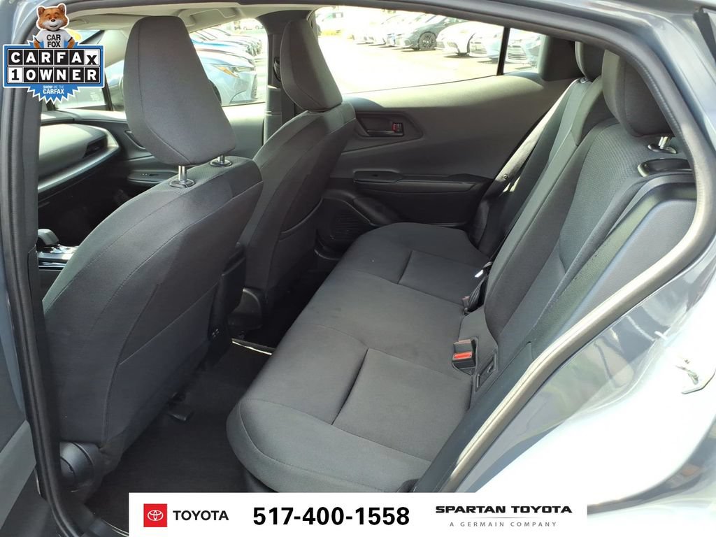 Used 2025 Toyota Prius LE FWD image 12