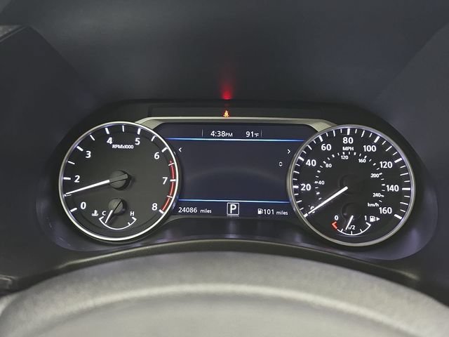 Used 2025 Nissan Sentra SR FWD image 19