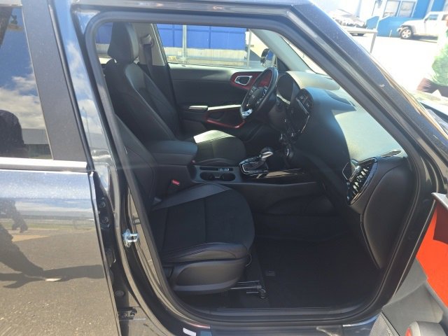 Used 2023 Kia Soul GT-Line w/ GT-Line Technology Package image 8