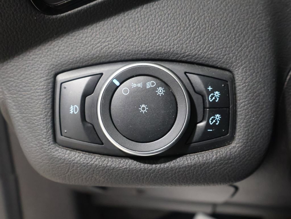 Used 2015 Ford Escape Titanium w/ Canadian Touring Package image 31