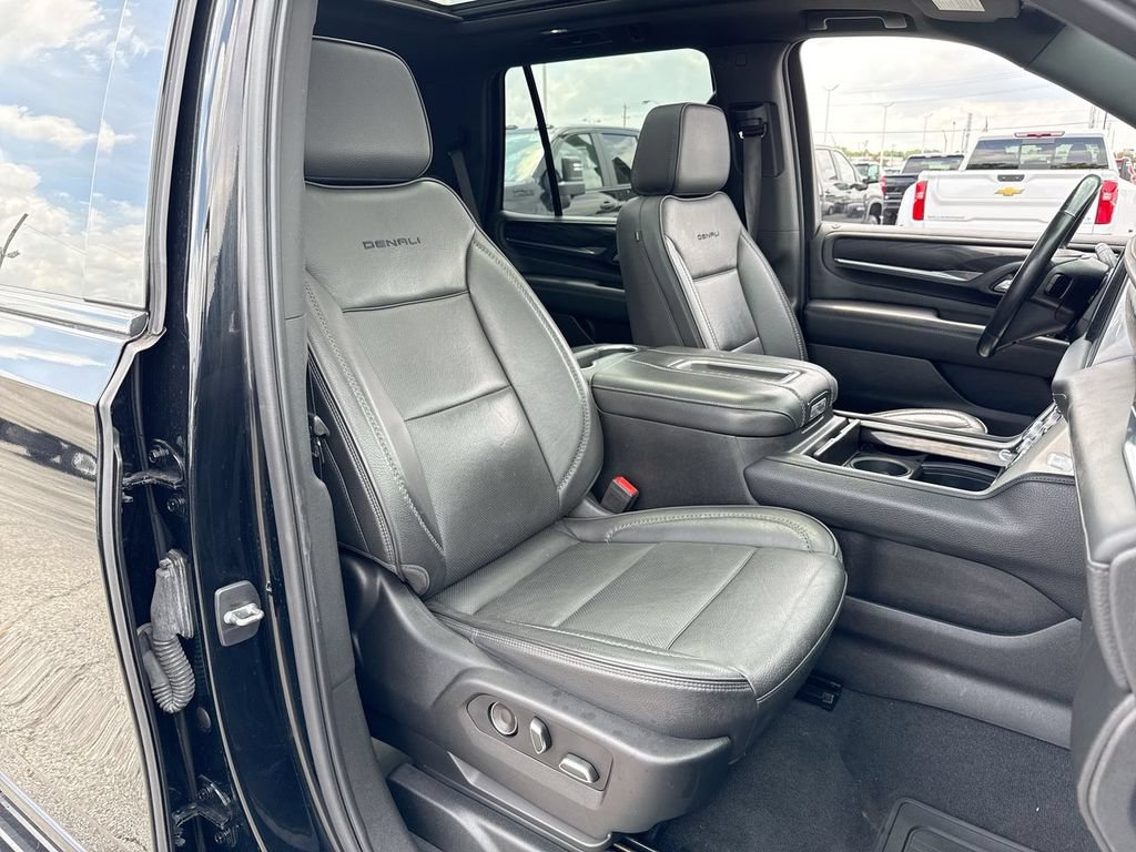 Used 2021 GMC Yukon Denali w/ Denali Premium Package AWD/4WD image 26