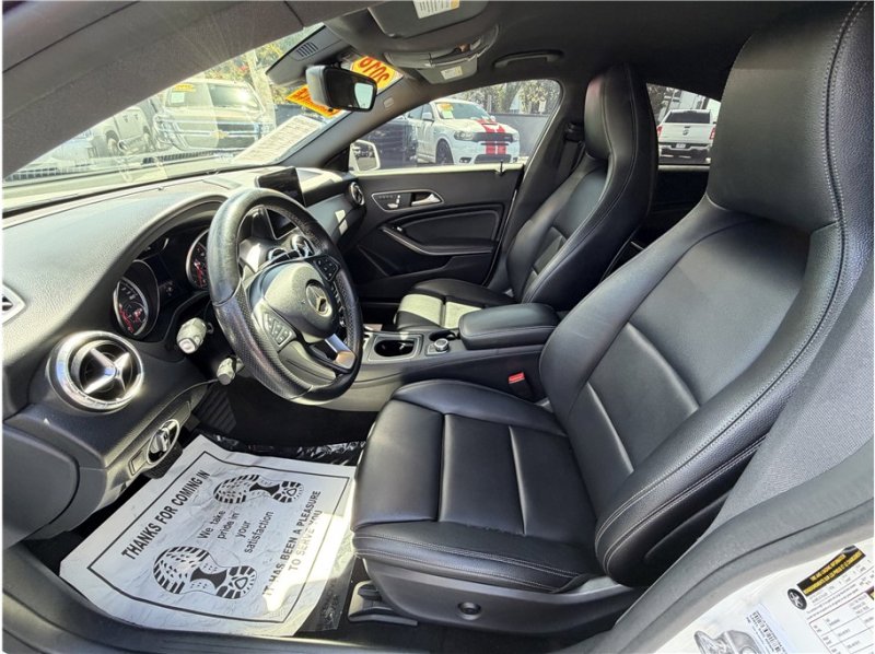 Used 2018 Mercedes-Benz CLA 250 image 18
