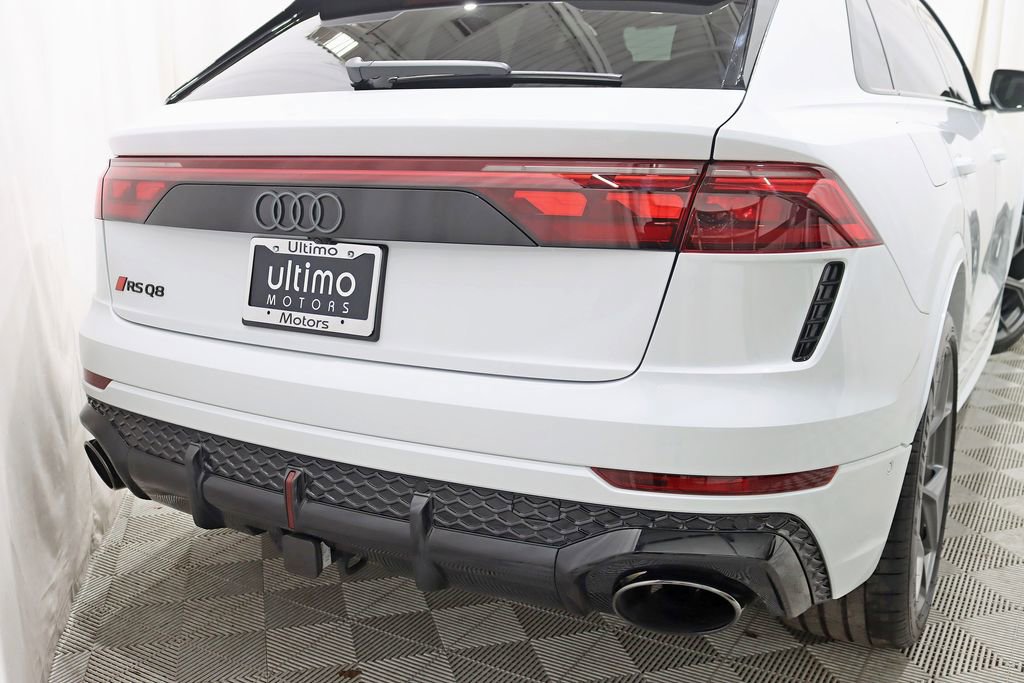 Used 2026 Audi RS Q8 performance image 13