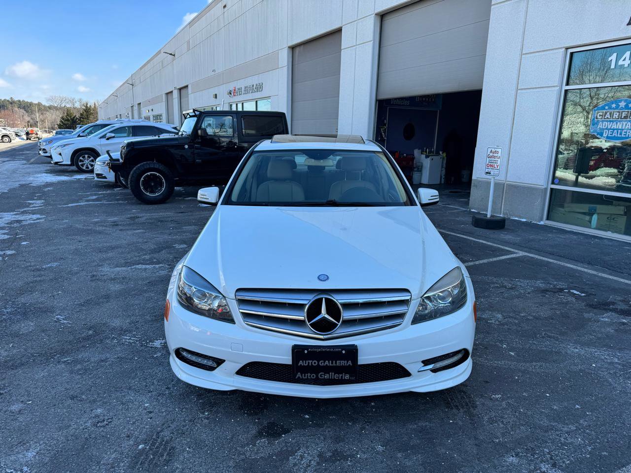 Used 2011 Mercedes-Benz C 300 Luxury image 8