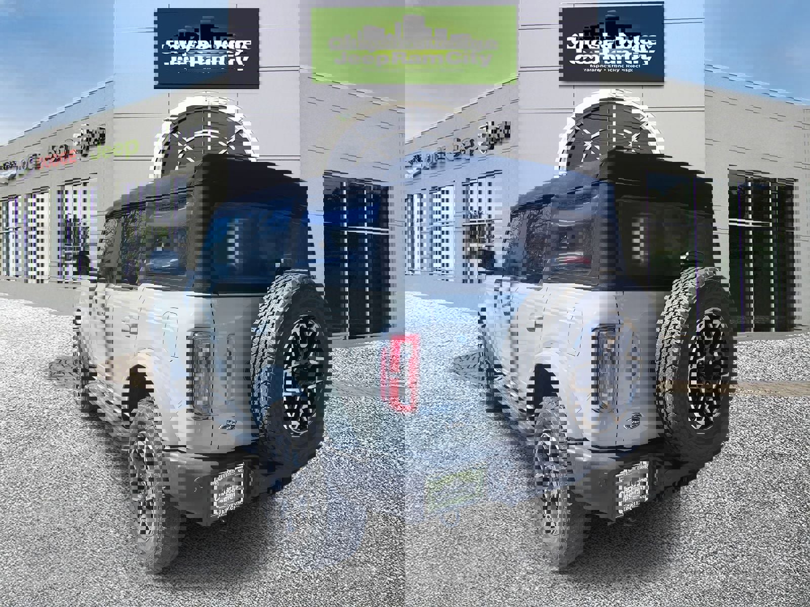 Used 2022 Ford Bronco Outer Banks image 7