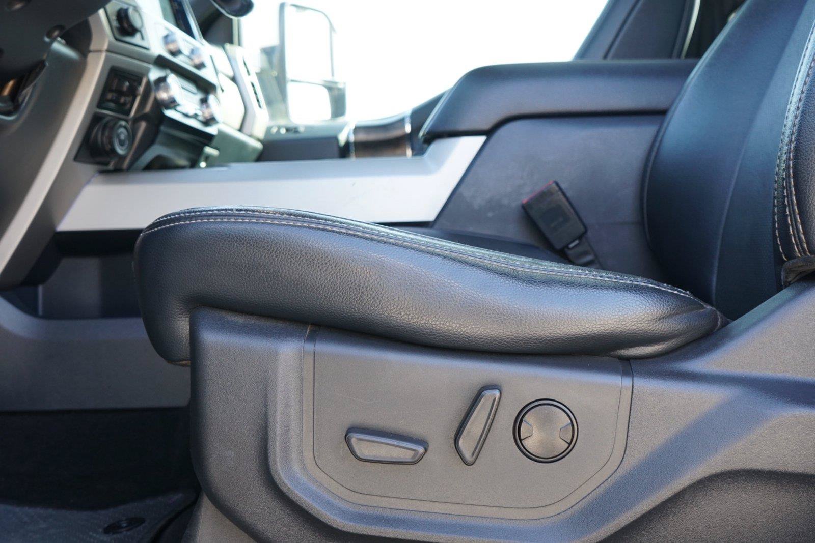 Used 2022 Ford F350 Lariat w/ Lariat Ultimate Package AWD/4WD image 21