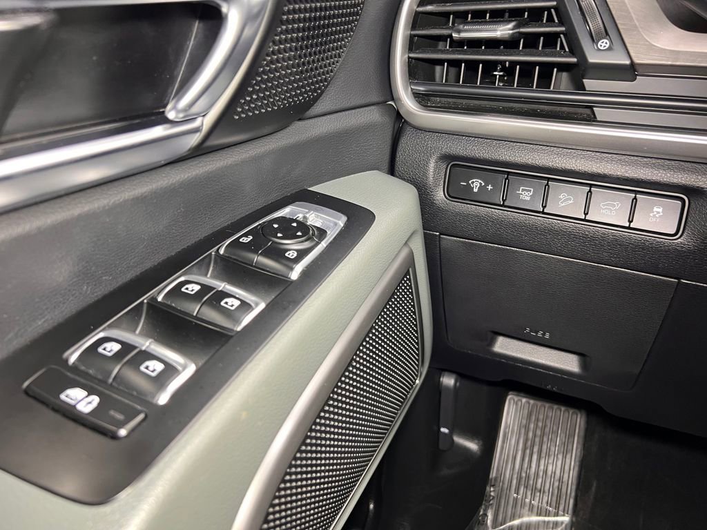 Used 2023 Kia Telluride EX X-Line image 16