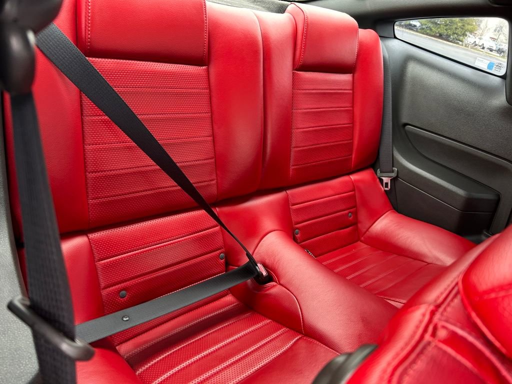 Used 2006 Ford Mustang GT Premium image 21