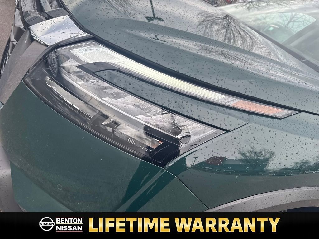 Certified 2025 Nissan Pathfinder Platinum w/ Cargo Package image 14