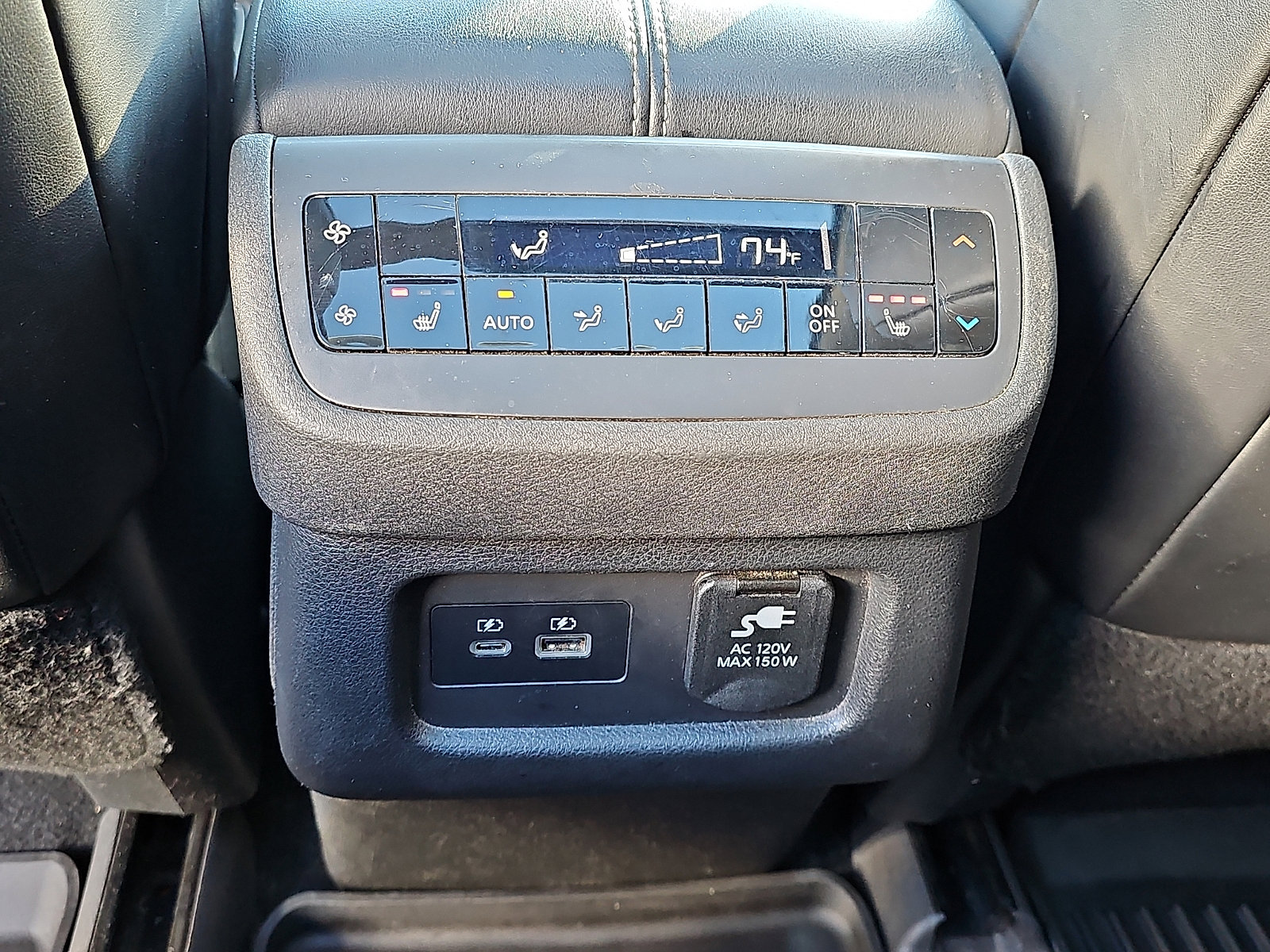 Used 2022 Nissan Pathfinder Platinum w/ Cargo Package image 13