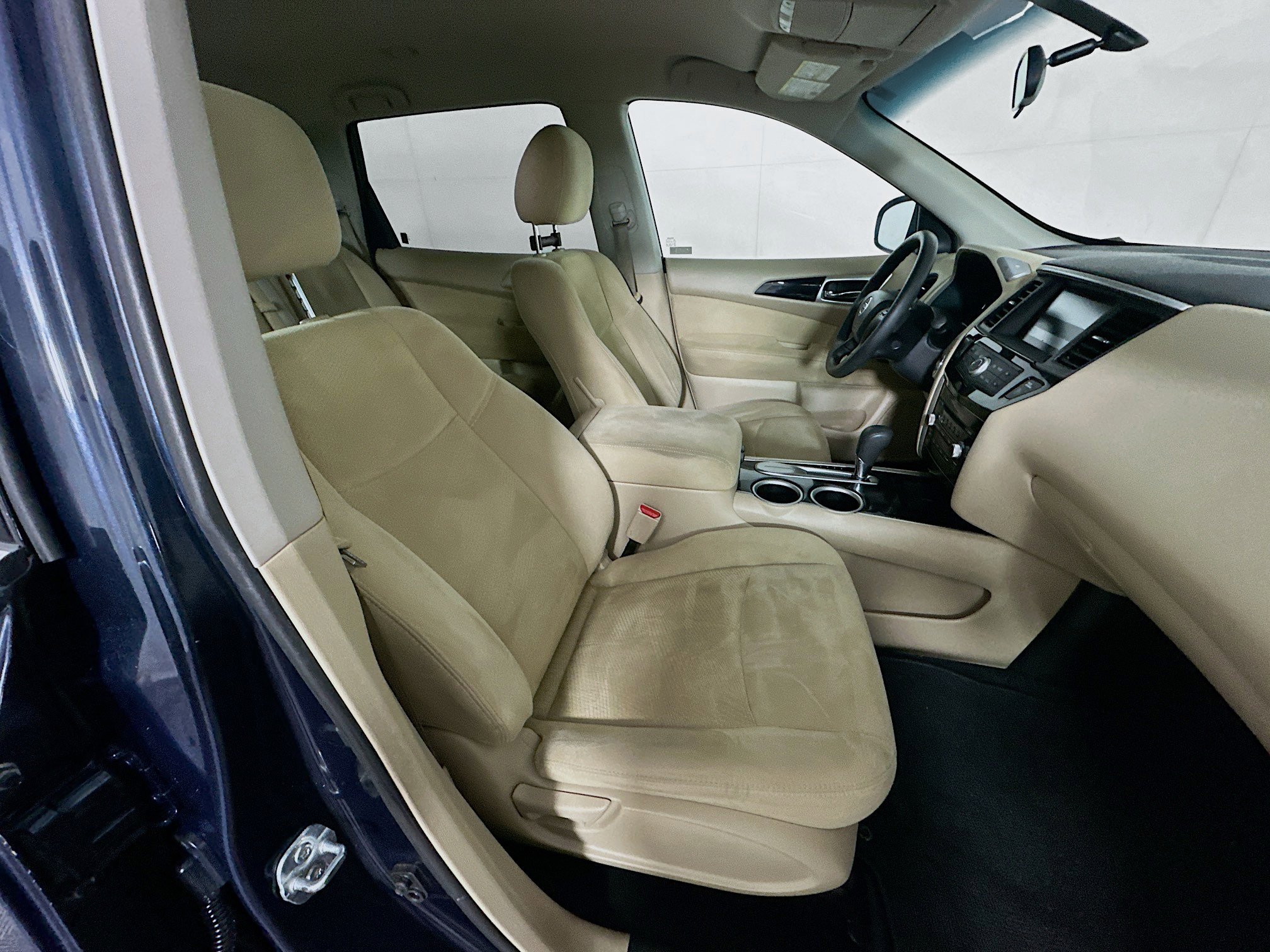 Used 2016 Nissan Pathfinder S image 27