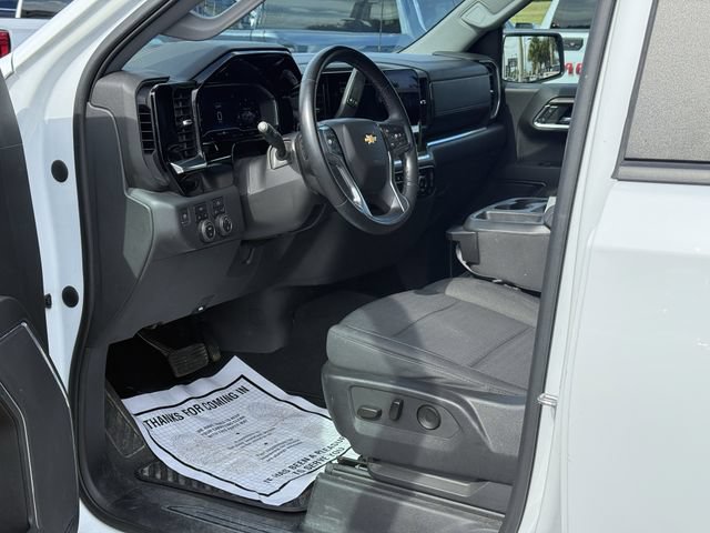Used 2023 Chevrolet Silverado 1500 LT AWD/4WD image 13