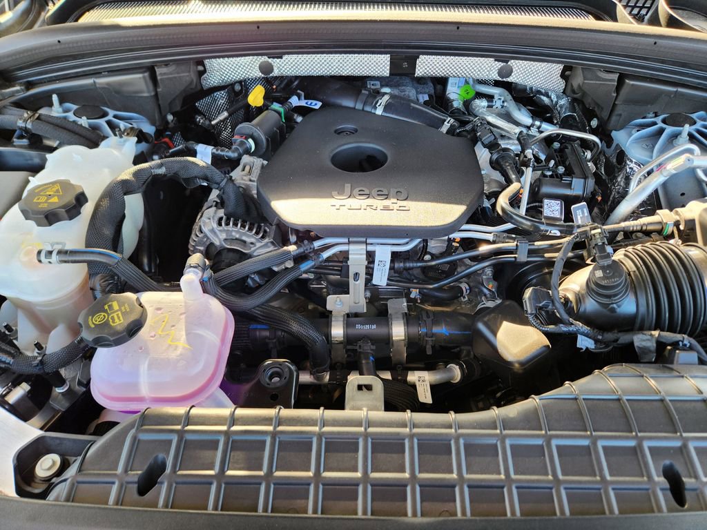New 2026 Jeep Grand Cherokee Altitude RWD image 21