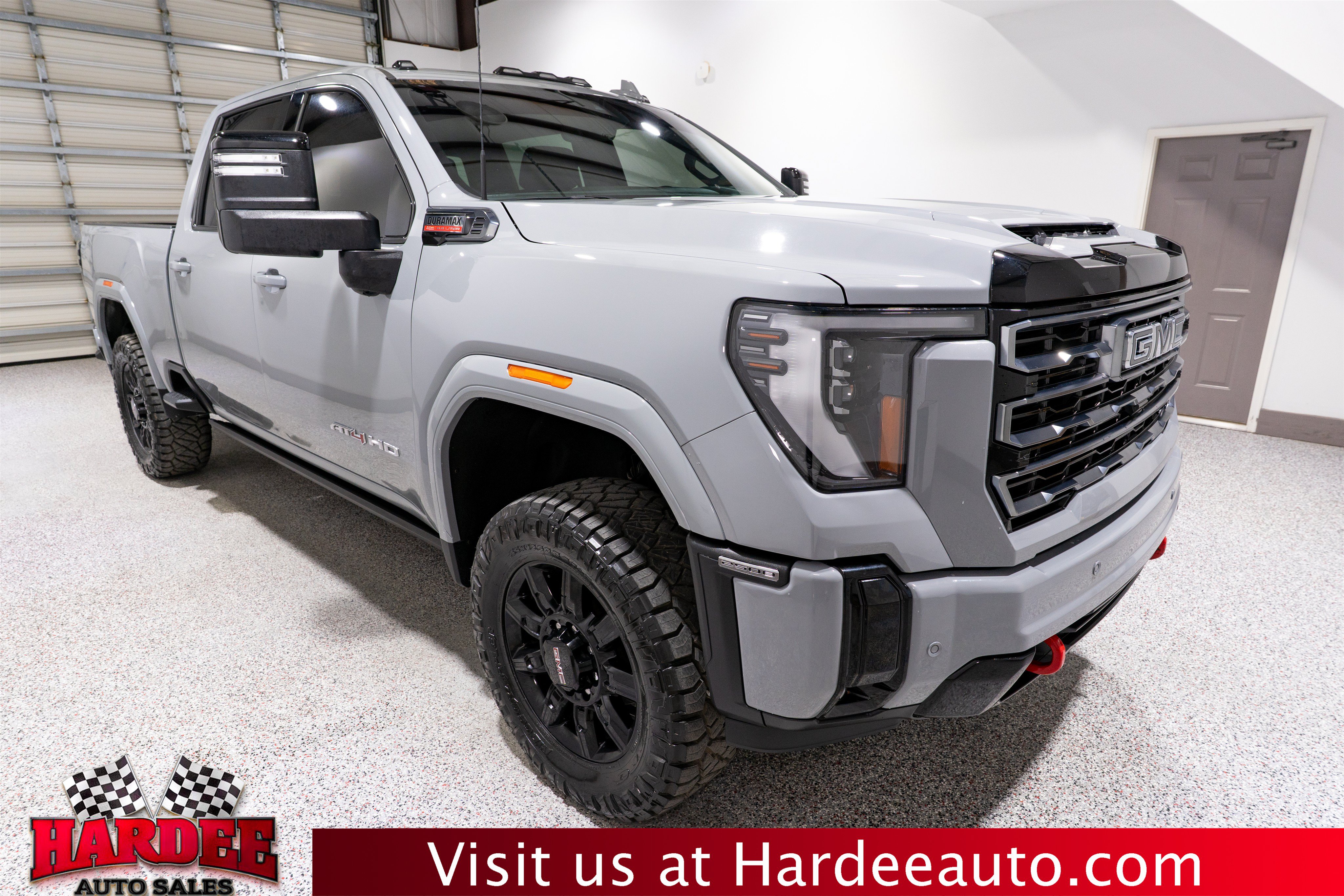 Used 2025 GMC Sierra 2500 AT4 w/ AT4 Premium Plus Package AWD/4WD image 6