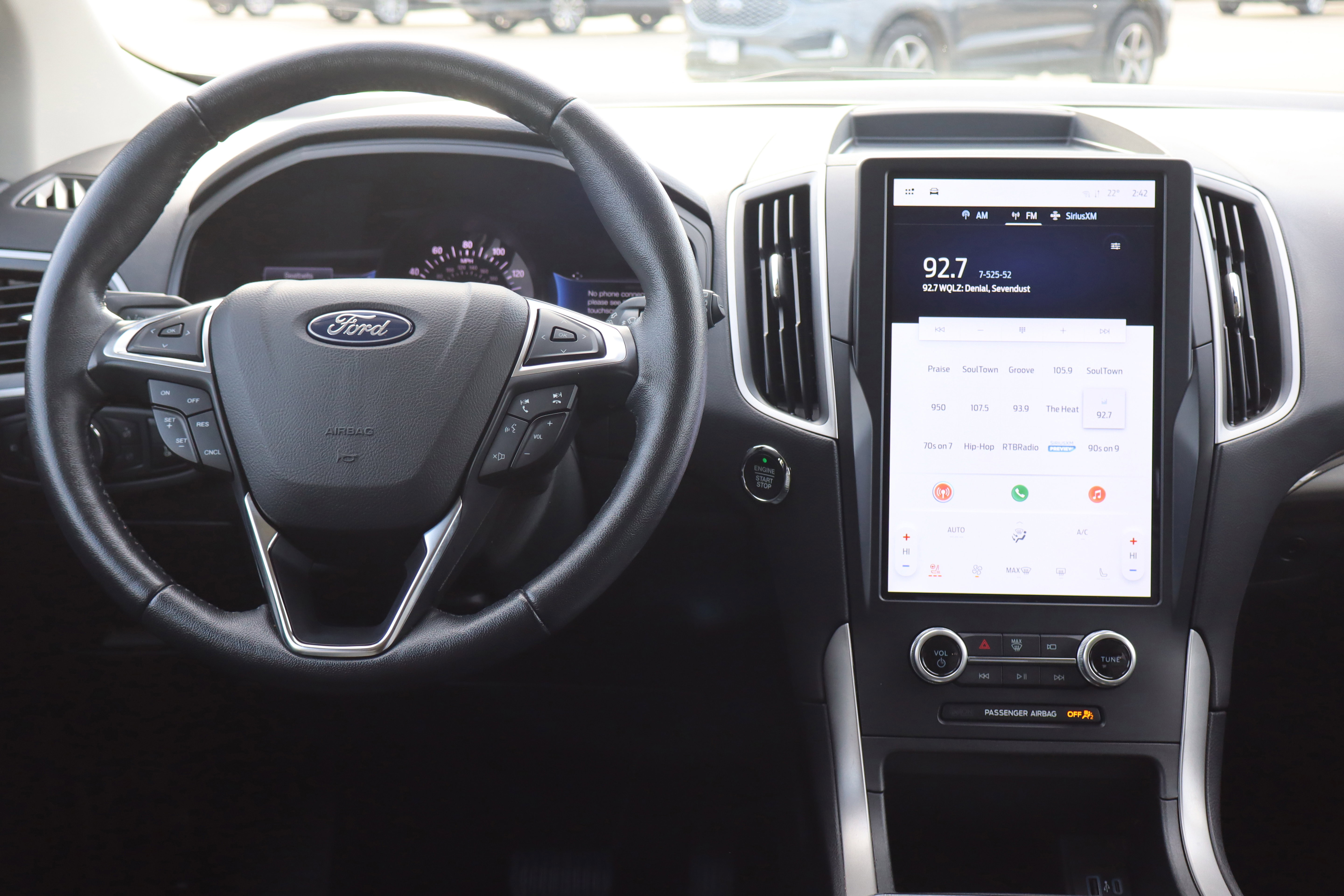 Used 2022 Ford Edge SEL w/ Convenience Package image 14