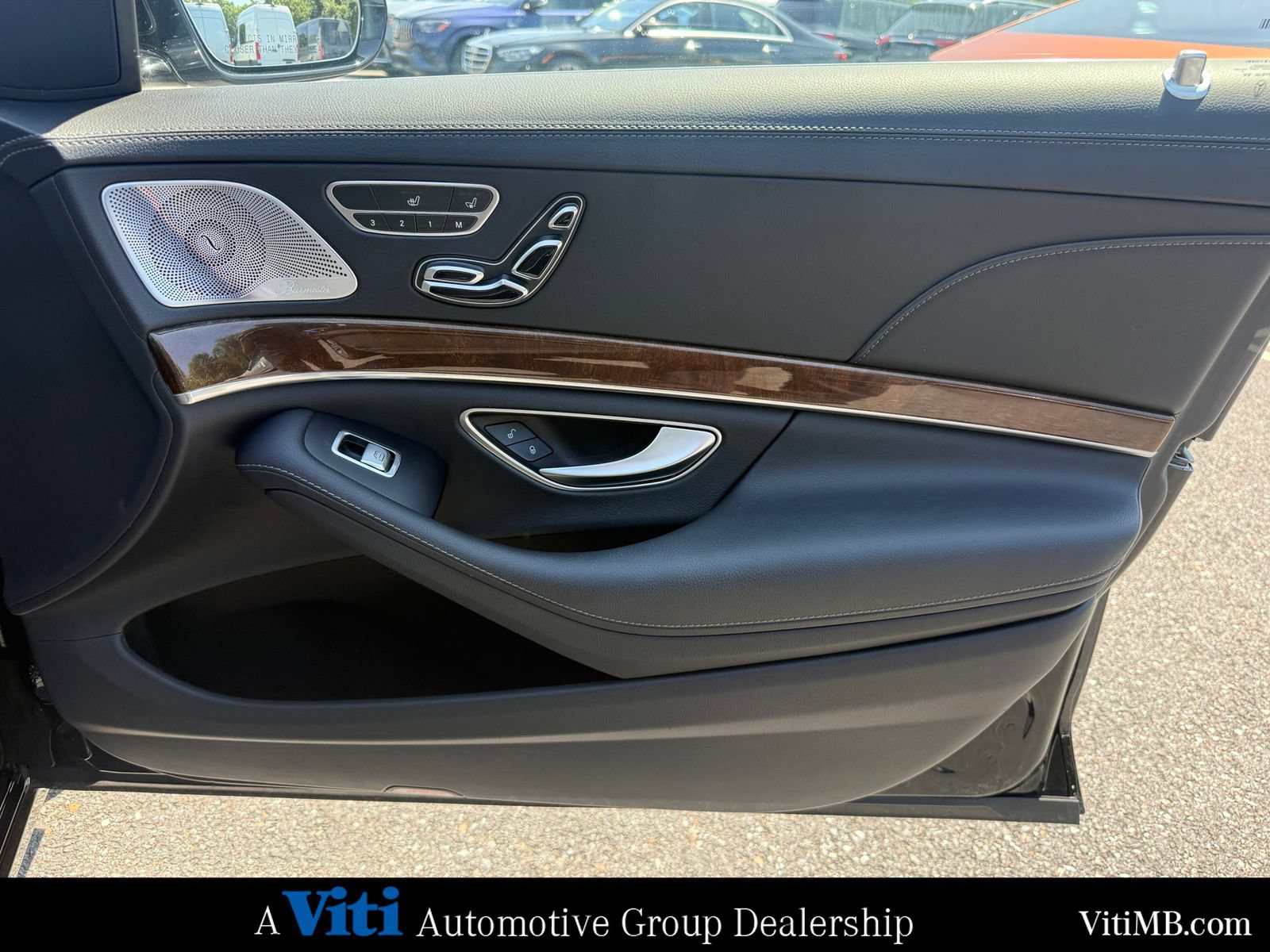 Used 2015 Mercedes-Benz S 550 4MATIC Sedan image 29