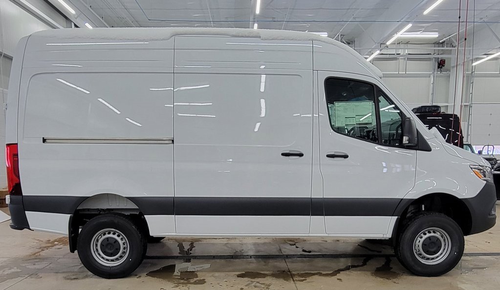 New 2025 Mercedes-Benz Sprinter 2500