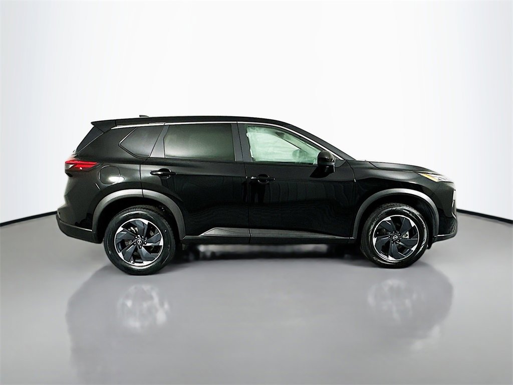 Used 2024 Nissan Rogue SV image 15