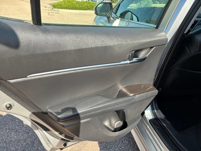 Used 2024 Toyota Camry SE FWD image 24
