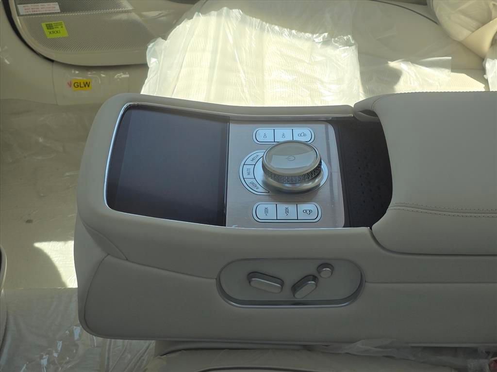 New 2026 Genesis G90 3.5T AWD/4WD image 10