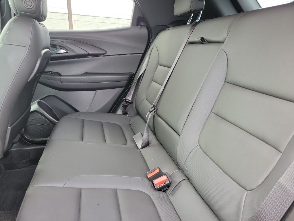 Used 2023 Chevrolet TrailBlazer ACTIV w/ Convenience Package AWD/4WD image 10