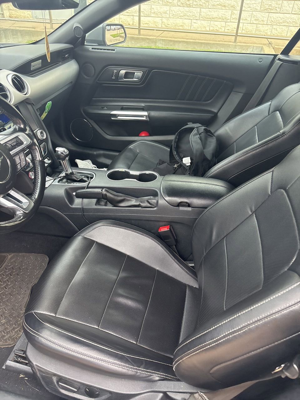 Used 2021 Ford Mustang Premium RWD image 6