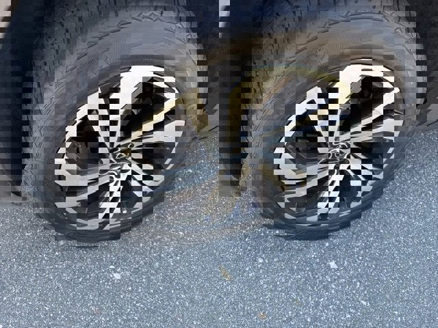 Used 2021 Volkswagen Atlas SEL Premium image 10