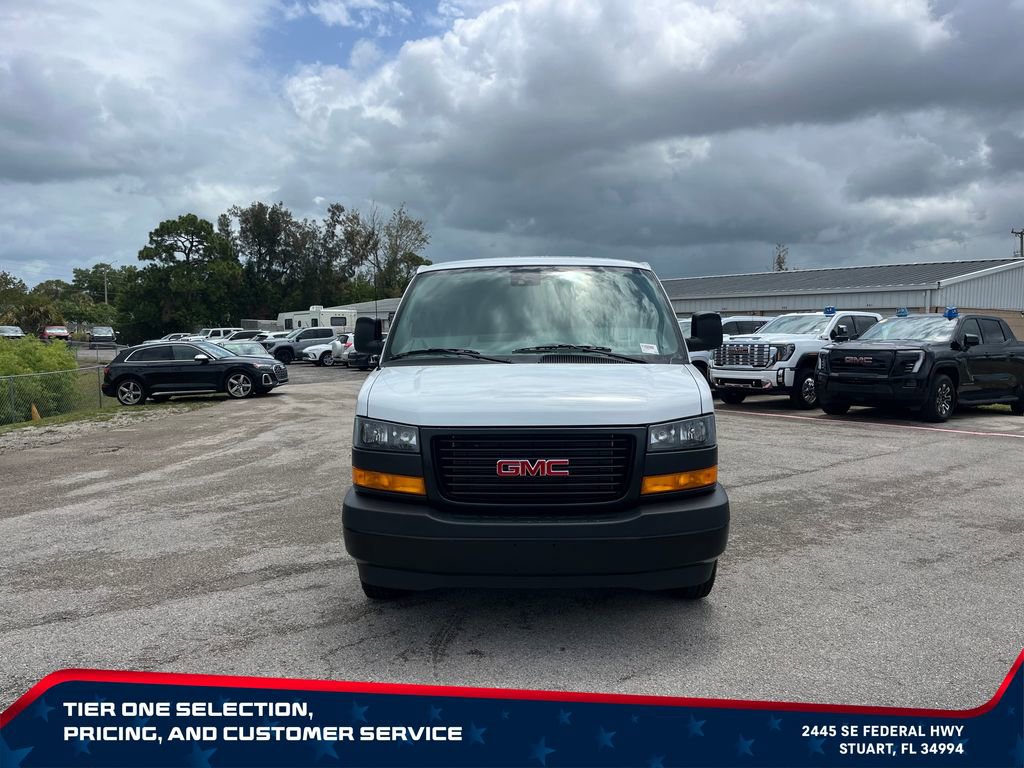 New 2026 GMC Savana 2500 RWD video 3