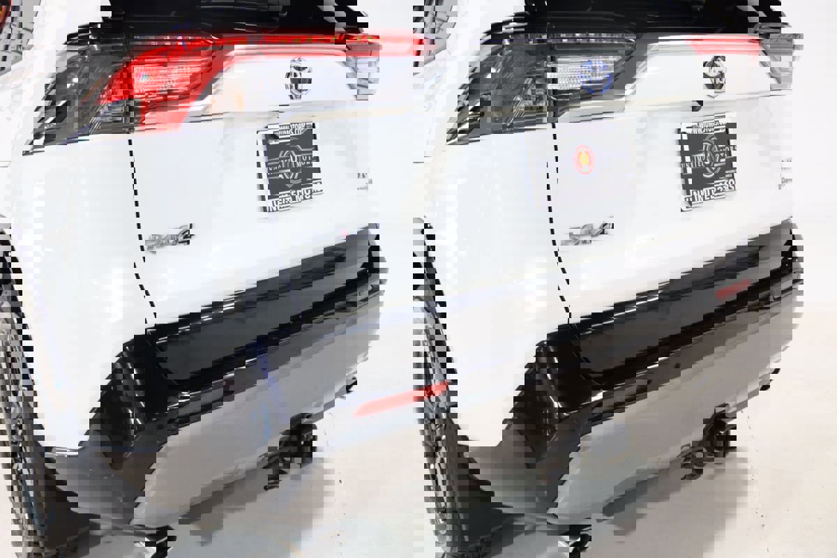 Used 2020 Toyota RAV4 XSE AWD/4WD image 63