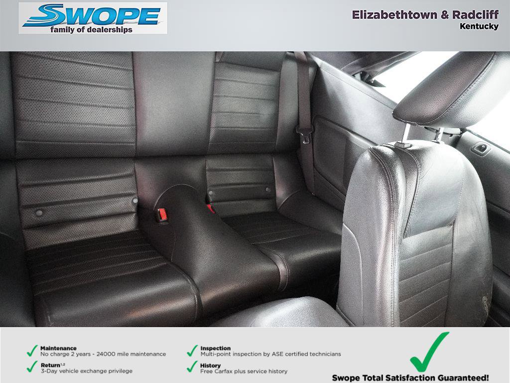 Used 2005 Ford Mustang GT Premium image 11