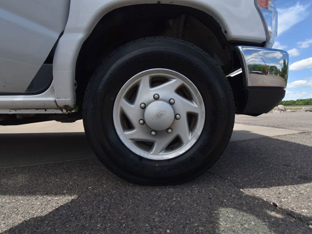 Used 2019 Ford E-350 and Econoline 350 Super Duty w/ Power Windows & Locks Group RWD image 26