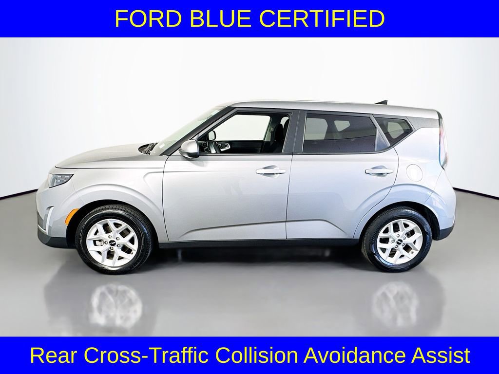 Used 2025 Kia Soul LX w/ LX Technology Package image 8