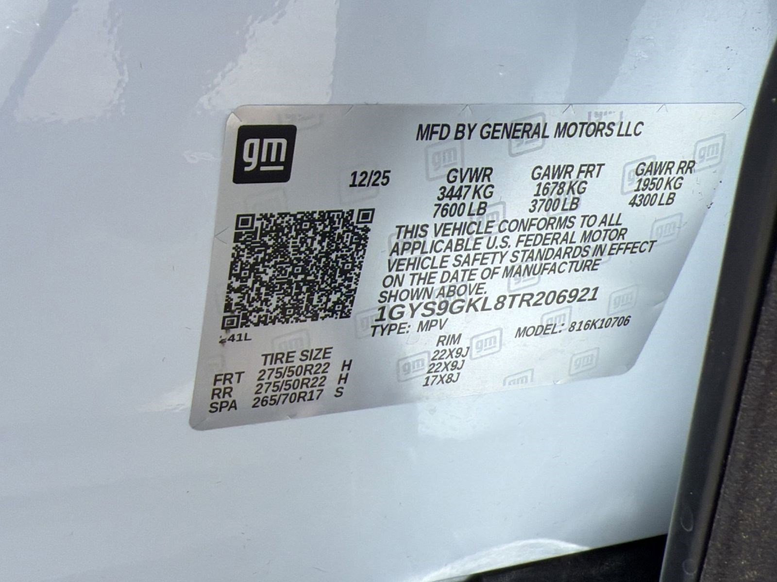 Certified 2026 Cadillac Escalade Platinum Sport w/ LPO, Floor Liner Package image 21