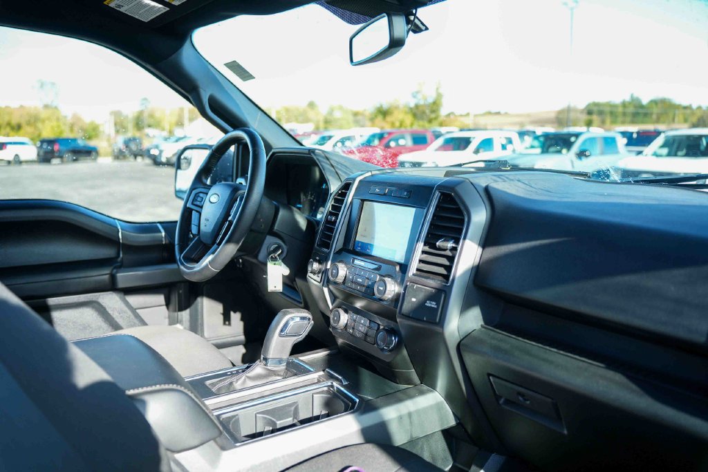 Used 2020 Ford F150 XLT w/ Equipment Group 302A Luxury AWD/4WD image 12