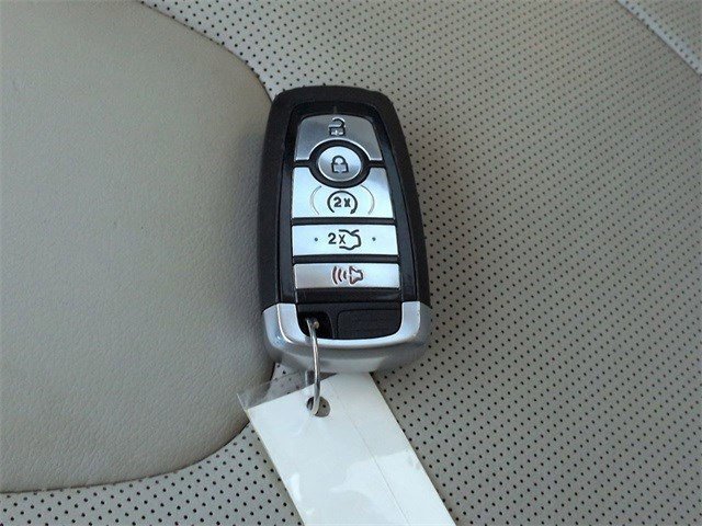 Certified 2018 Ford Fusion Titanium image 29