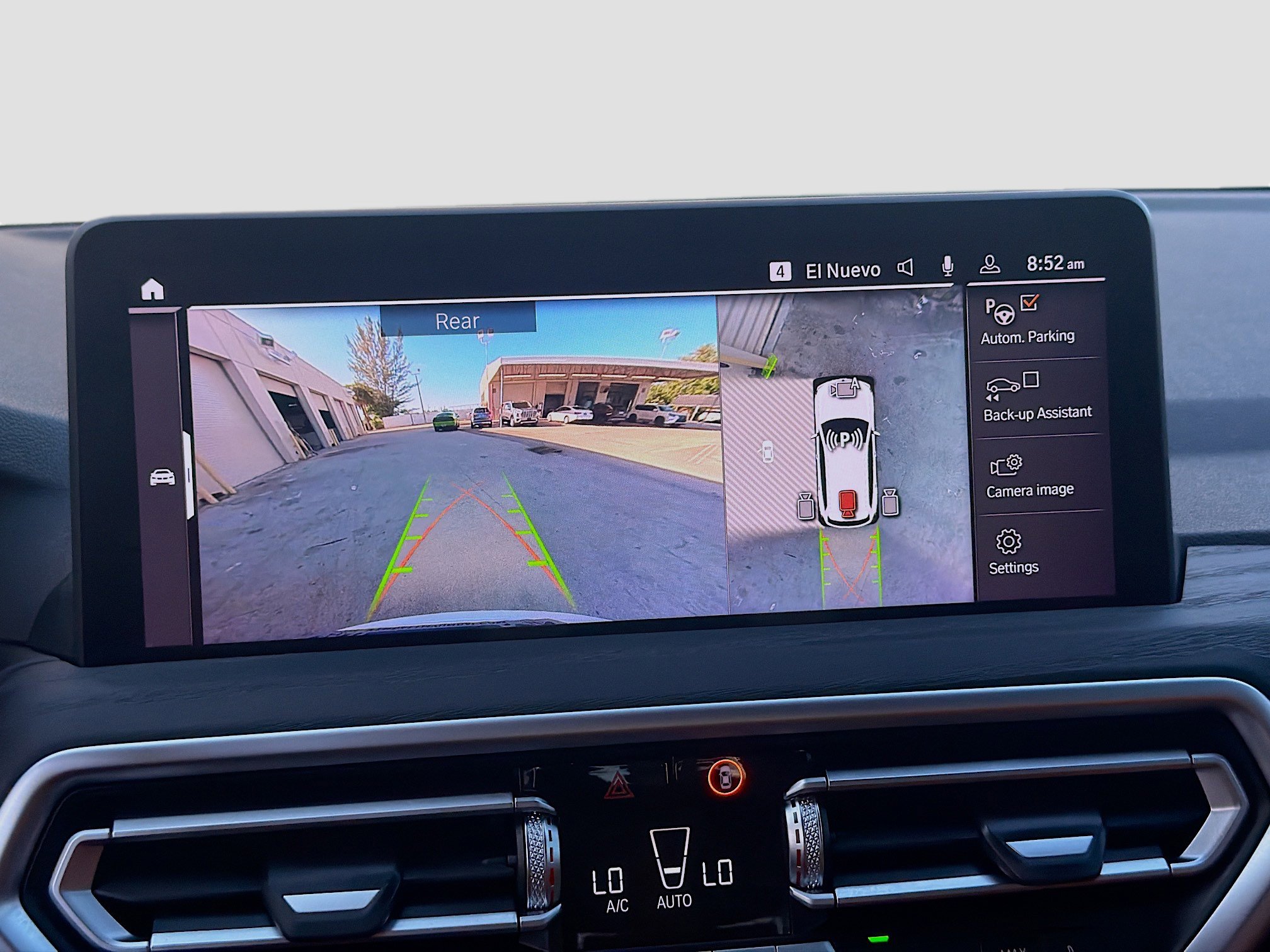 Used 2024 BMW X3 sDrive30i w/ Premium Package RWD image 12