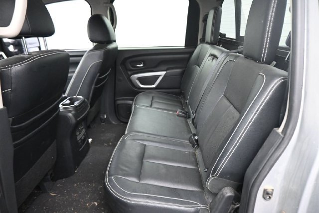 Used 2018 Nissan Titan PRO-4X w/ Pro-4x Convenience Package AWD/4WD image 19