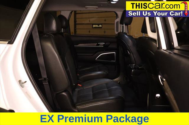 Used 2020 Kia Telluride EX w/ EX Premium Package AWD/4WD image 16