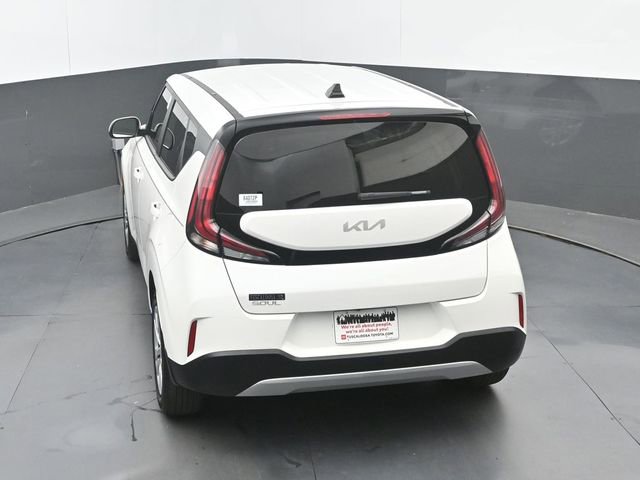 Used 2025 Kia Soul LX FWD image 30