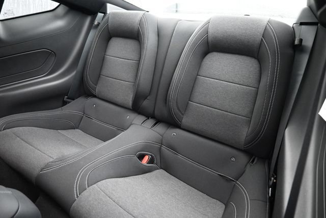 Used 2025 Ford Mustang GT RWD image 12
