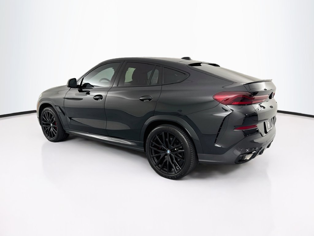 Used 2024 BMW X6 xDrive40i w/ Premium Package AWD/4WD image 7