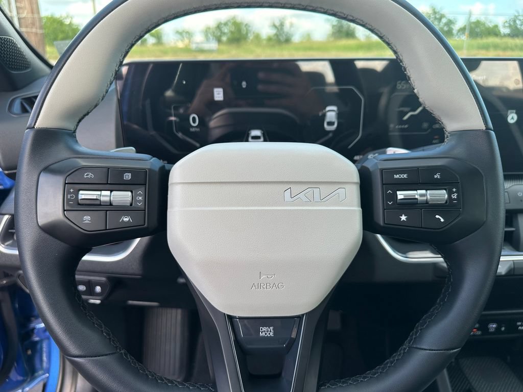 Used 2025 Kia K4 GT-Line w/ GT-Line Premium Package FWD image 15