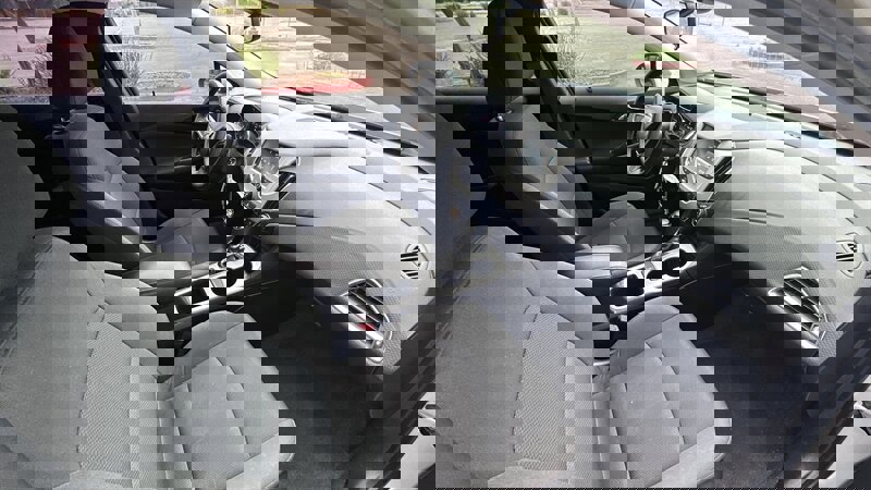 Used 2018 Chevrolet Cruze LS image 12