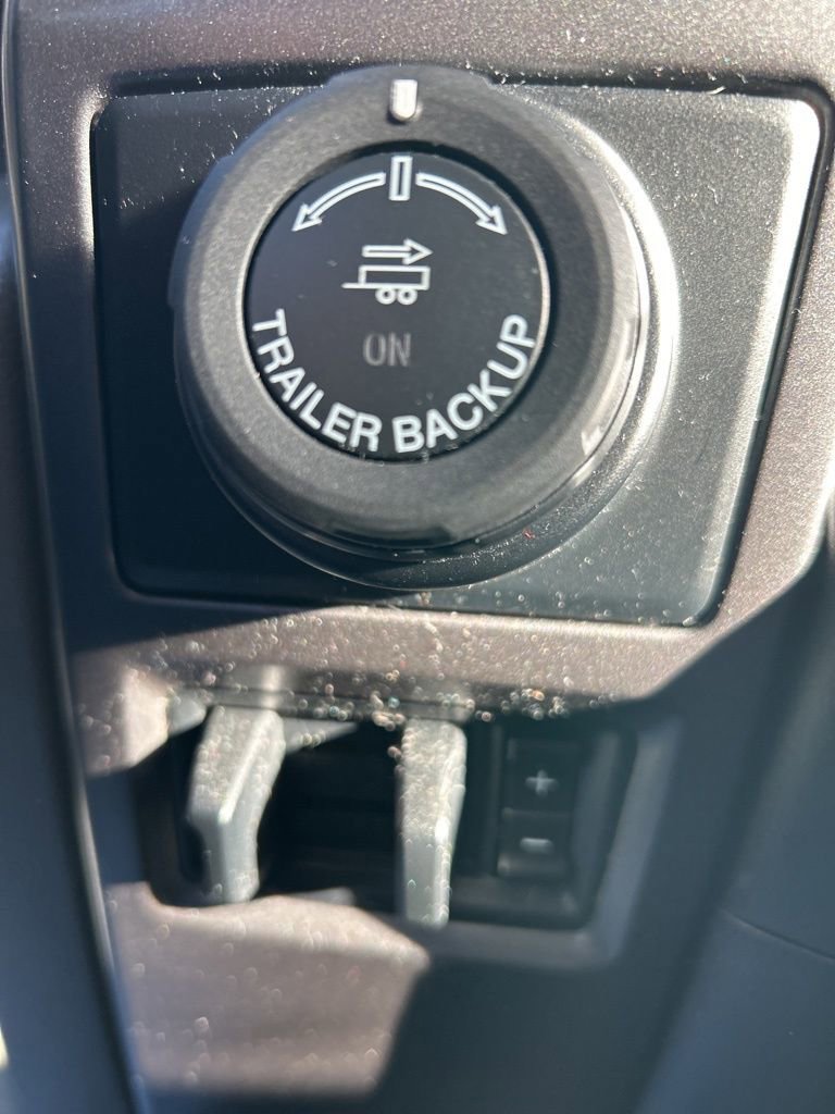 Used 2017 Ford F150 XLT w/ Equipment Group 301A Mid image 13