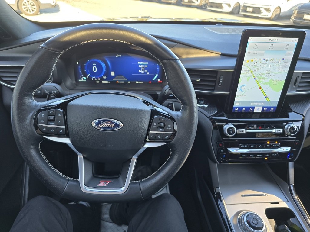 Used 2023 Ford Explorer ST w/ Equipment Group 401A image 8